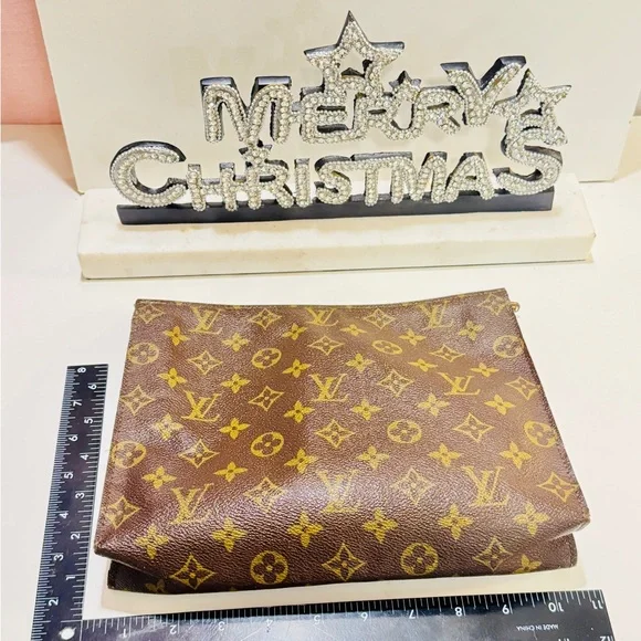 Louis Vuitton Monogram Cosmetics Brown Toiletry Bag - Picture 8 of 13
